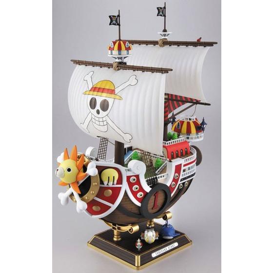 One Piece - Thousand Sunny - Model Kit (Bandai), Includes Shiro Mokuba No.1, Mini Merry No.2, and Shark Submerge No.3 mechas, Gaon Cannon and Paddle interchangeable, figures of all nine Straw Hat Pirates crew members included, Nippon Figures