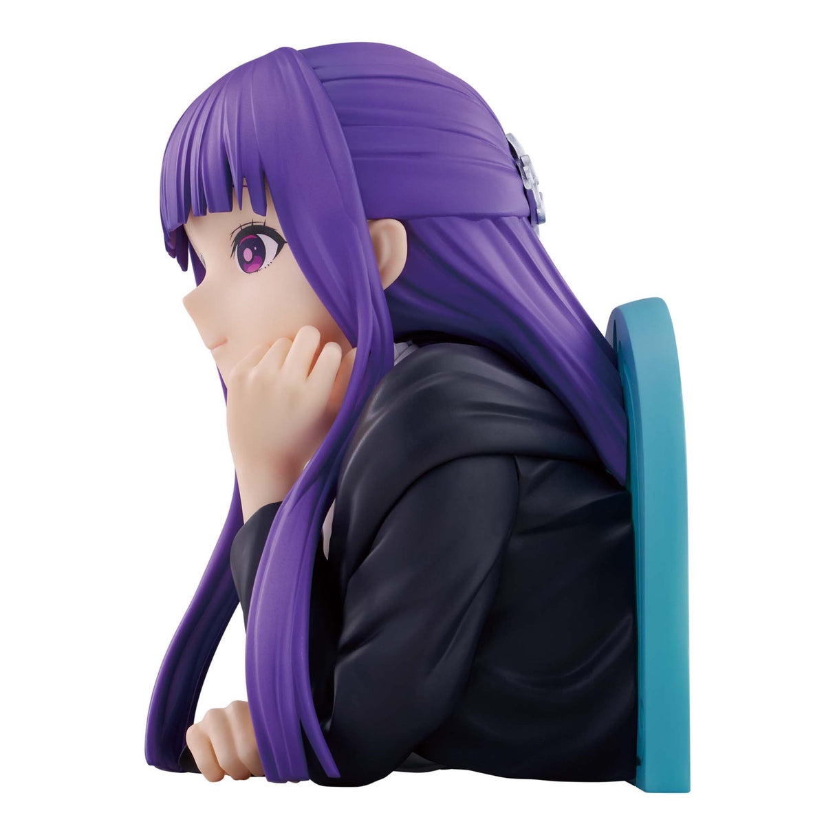 Frieren: Beyond Journey’s End - Fern - Resting Chin Figure (Bandai Spirits)