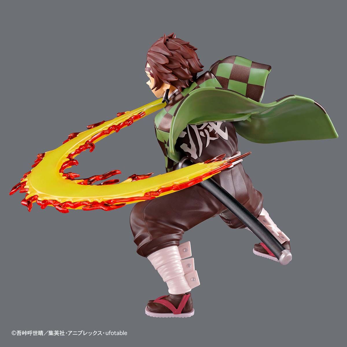 Demon Slayer - Kamado Tanjiro (Hinokami Kagura) - Kimetsu no Yaiba Model Kit (Bandai), Includes Hinokami Kagura effect and accessories, Nippon Figures