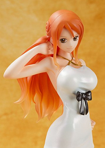 One Piece Film Gold - Nami - Figuarts ZERO - -One Piece Film Gold Ver.- (Bandai), Franchise: One Piece Film Gold, Brand: Bandai, Release Date: 22. Sep 2016, Dimensions: H=150 mm (5.85 in), Material: ABS, PVC, Store Name: Nippon Figures
