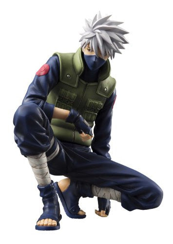 Naruto Shippuden - Hatake Kakashi - Pakkun - G.E.M. - Ver. 2 (MegaHouse), Release Date: 02. Mar 2015, Dimensions: H=240 mm (9.36 in), Nippon Figures