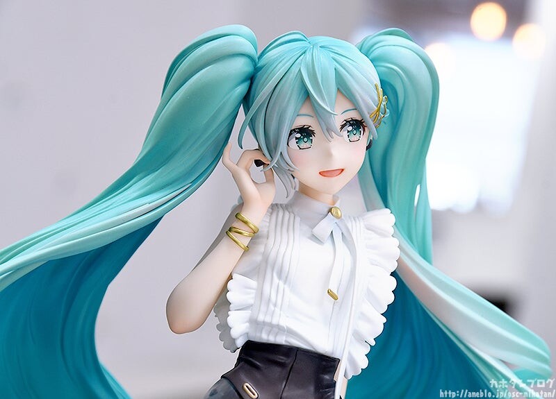 Vocaloid - Hatsune Miku - 1/6 - NT Style Casual Wear Ver. (Good Smile Company), Franchise: Vocaloid, Brand: Good Smile Company, Release Date: 31. May 2024, Type: General, Dimensions: H=280mm (10.92in, 1:1=1.68m), Scale: 1/6, Store Name: Nippon Figures