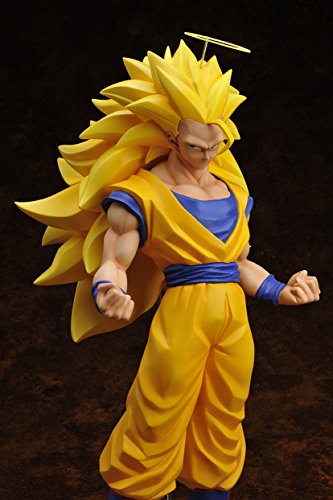 Dragon Ball Z - Son Goku SSJ3 - Gigantic Series (X-Plus), PVC and SOFT VINYL material, Nippon Figures
