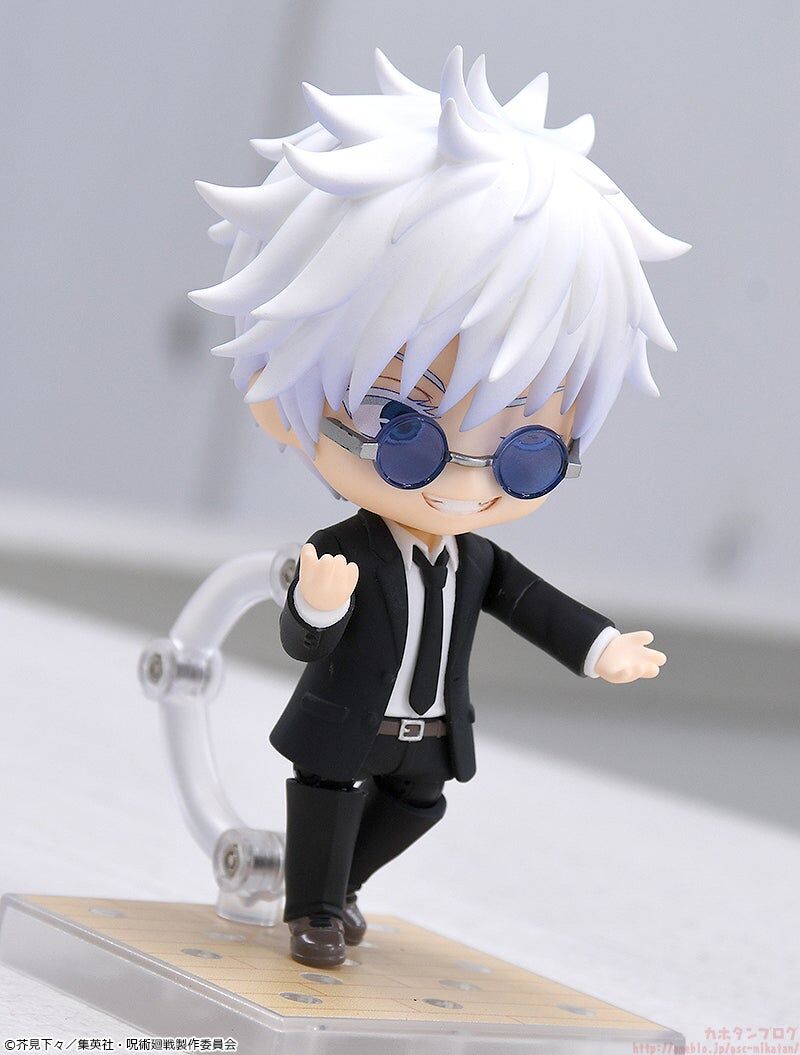 Jujutsu Kaisen - Gojo Satoru - Nendoroid #2440 - Suit Ver. (Good Smile Company), Franchise: Jujutsu Kaisen, Release Date: 31. Oct 2024, Type: Nendoroid, Dimensions: H=100mm (3.9in), Nippon Figures