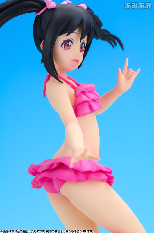 BEACH QUEENS - Love Live!: Nico Yazawa 1/10, Franchise: Love Live!, Brand: Wave, Release Date: 24. Nov 2015, Type: General, Dimensions: 160.0 mm, Scale: 1/10, Nippon Figures