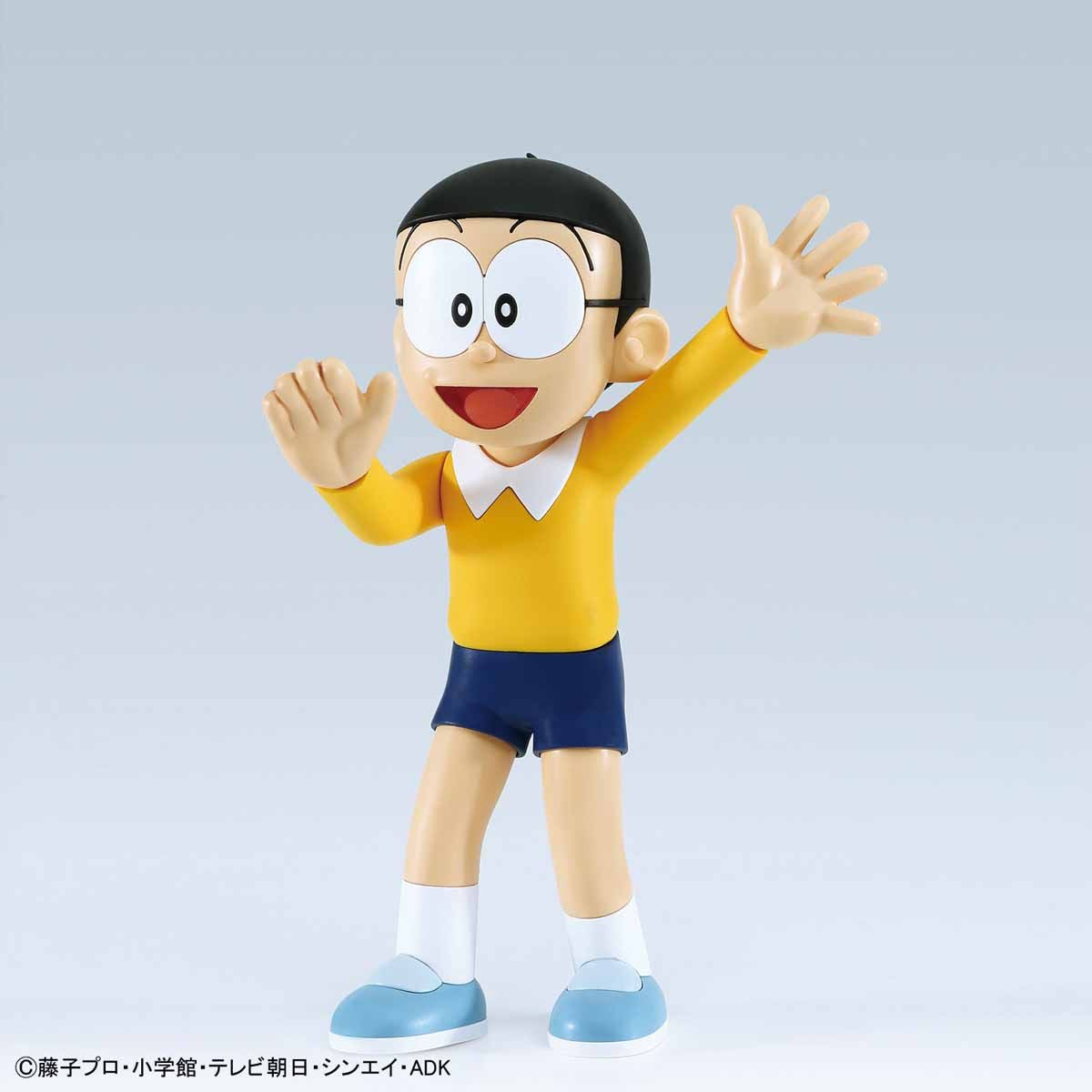 Doraemon - Time Machine - Figure-rise Mechanics Model Kit (Bandai), Doraemon's secret tool, the Time Machine with detailed internal mechanics, Nobita included, Bandai - Nippon Figures