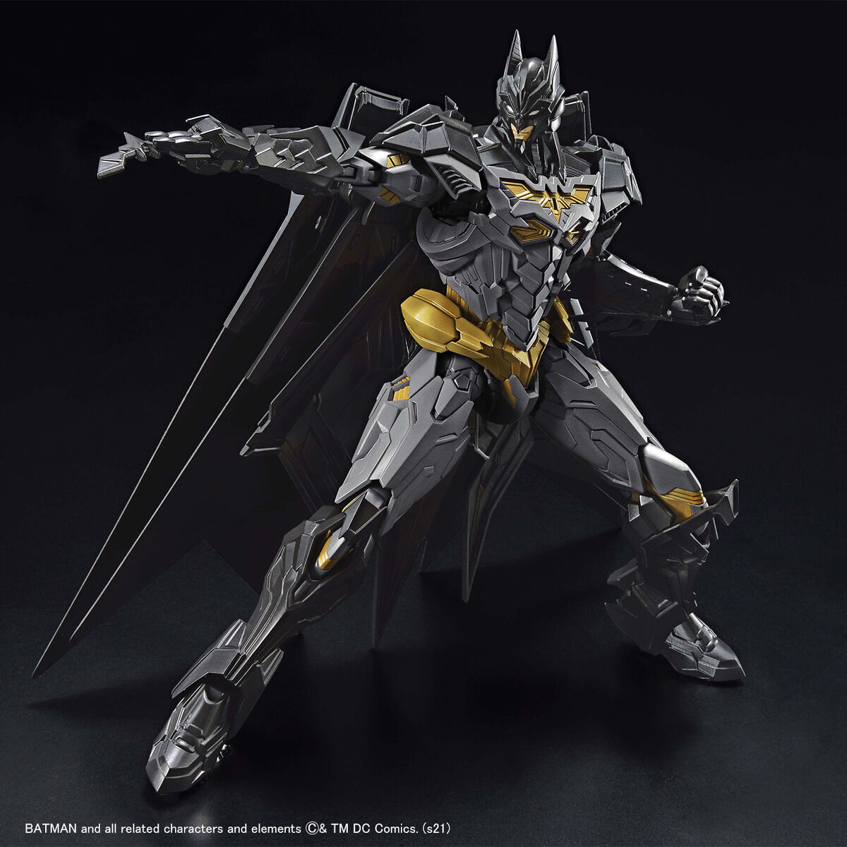 Batman: Dark Knight - Batman - Figure-rise Standard Amplified (Bandai), DC hero Batman model kit with movable joints and removable Batarang, Nippon Figures