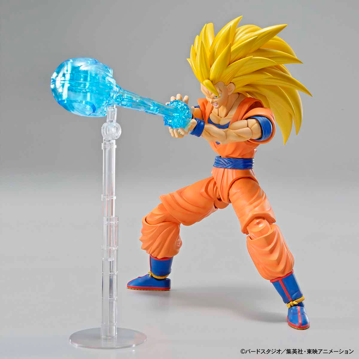 Dragon Ball - Super Saiyan 3 Son Goku - Figure-rise Standard Model Kit, Includes Kamehameha effect parts and Instant Transmission hand parts, Nippon Figures"