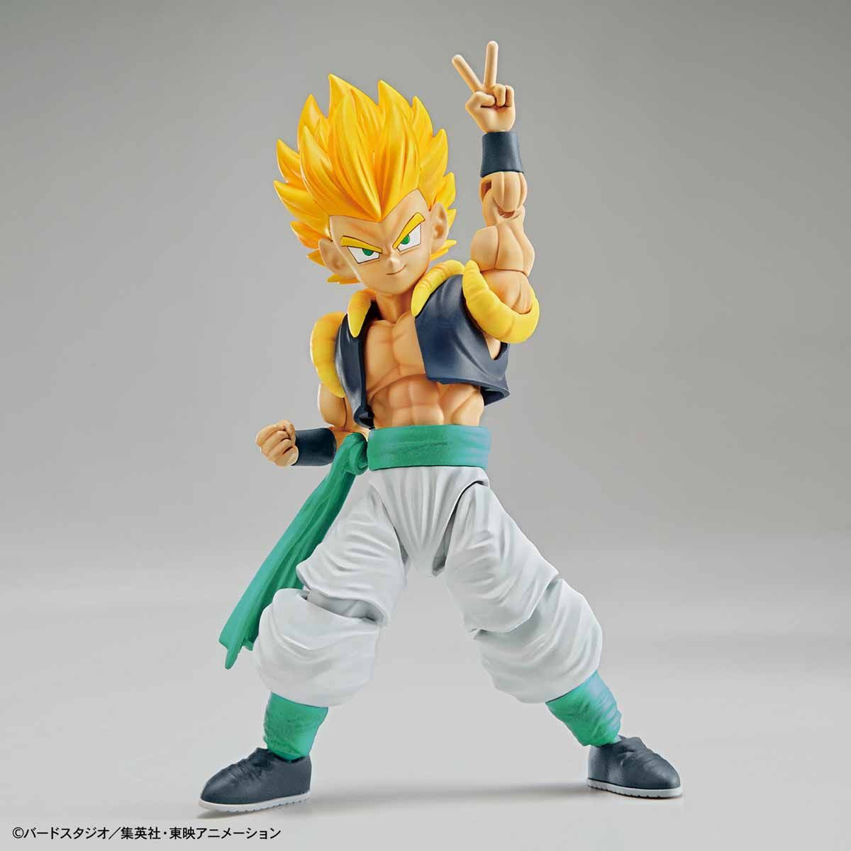 Dragon Ball - Super Saiyan Gotenks - Figure-rise Standard Model Kit (Bandai), Includes Super Ghost and Galactic Donut effect parts, various hand parts for posing, and two facial expression options. Released on 2019-05-31. Available at Nippon Figures.