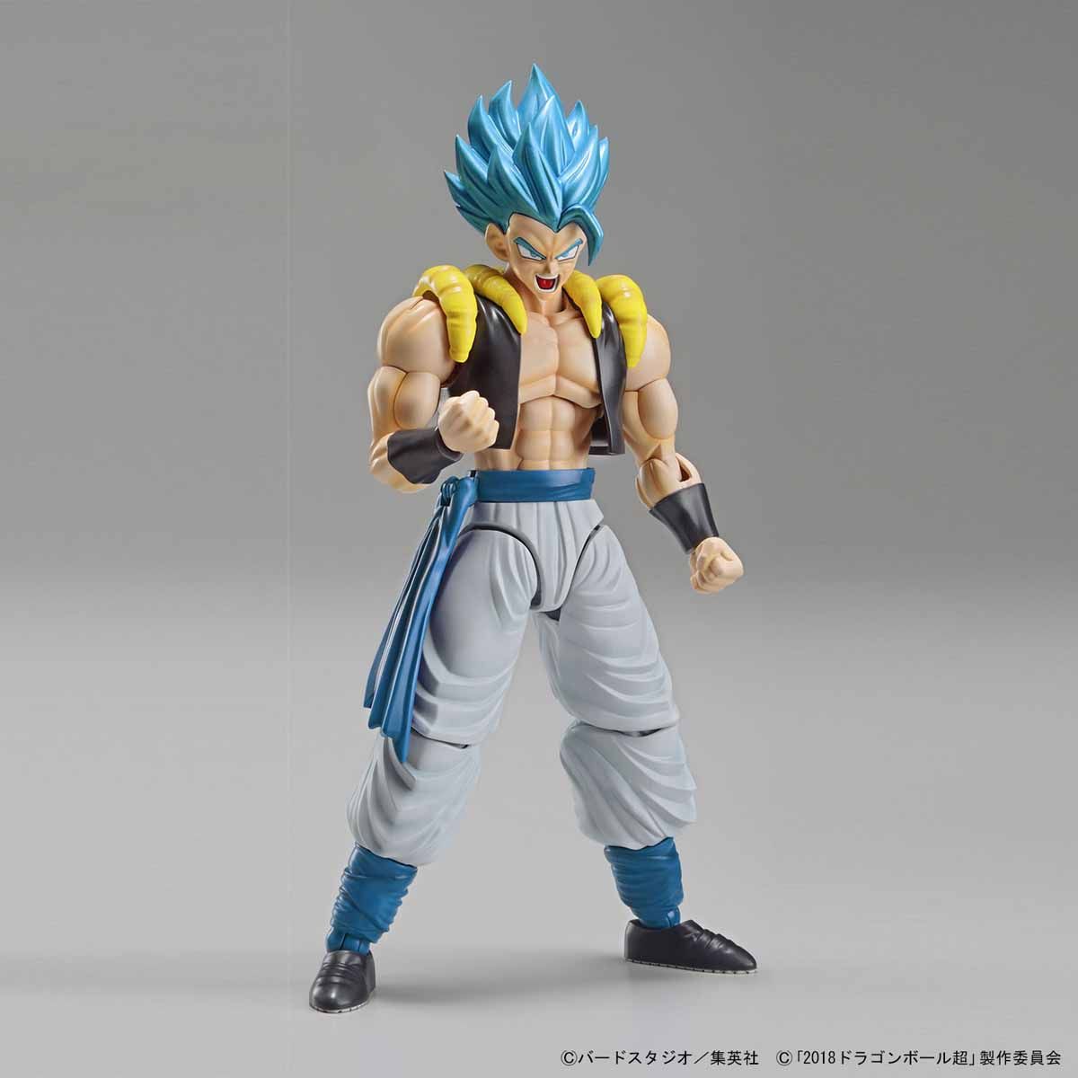 Dragon Ball - Super Saiyan God Gogeta - Figure-rise Standard Model Kit (Bandai), Includes 4 special attack effect parts and black-haired head parts, Nippon Figures