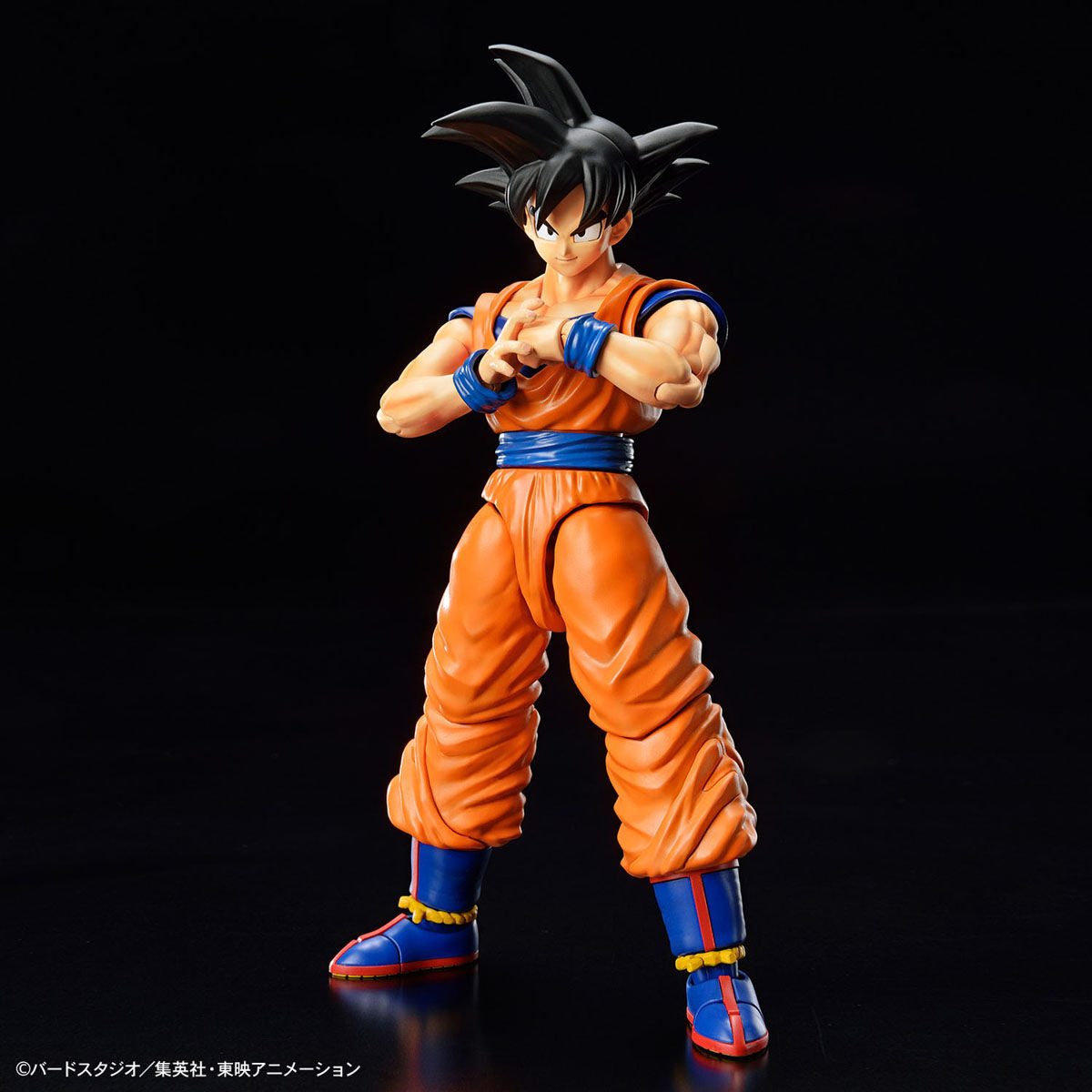 Dragon Ball - Son Goku (NEW SPEC Ver.) - Figure-rise Standard Model Kit, Highly articulated with Muscle Build System PLUS, includes multiple facial expression and hand parts, realistic details and color separation, comes with display base, from Nippon Figures