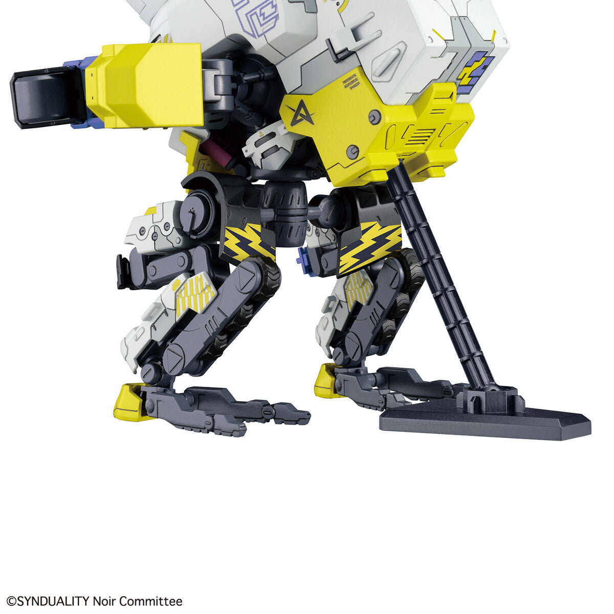 Synduality: Noir - Daisy Ogre - HG Model Kit (Bandai), SF project exploring "missed connections" between humans and AI, featuring unique mecha "Daisy Ogre" piloted by Kanata, with detailed cockpit and coffin, figures of Kanata and Noir included, long chain parts for saw chain firing mode, leg transformation parts, display base, marking stickers, released on 2023-07-08, from Nippon Figures