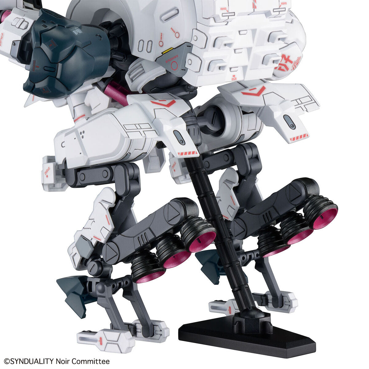 Synduality: Noir - Gilbow - HG Model Kit (Bandai), SF project "SYNDUALITY" featuring Black Mask and Schnee figures, includes weapons and gadgets, from Nippon Figures