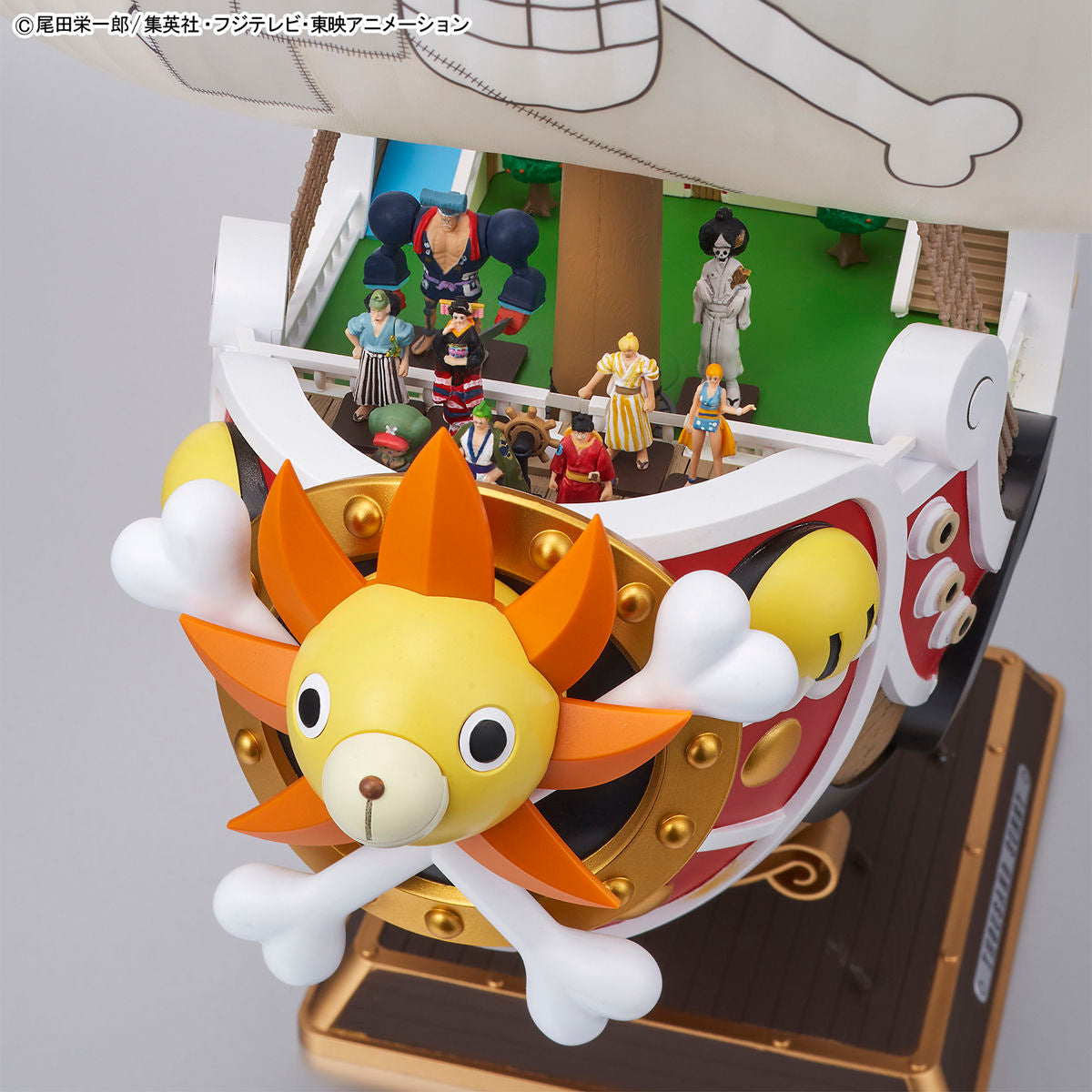 One Piece - Thousand Sunny (Wano Country Arc Ver.) - Model Kit, Straw Hat Pirates in Wano Country Arc outfits, Gaon Cannon and paddle included, Kaido's seal and water transfer decals, Shark Submerge III, Mini Merry II, Kurosai FR-U IV, dedicated display base, Bandai - Nippon Figures