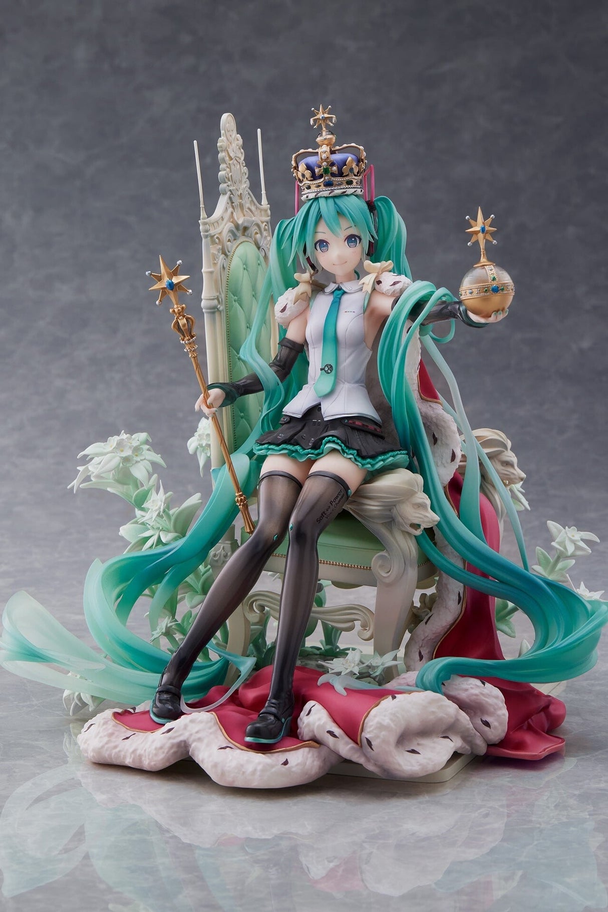 Vocaloid - Hatsune Miku - 1/7 - 39's Special Day (Spiritale), Franchise: Vocaloid, Brand: Spiritale, Release Date: 29. Feb 2024, Type: General, Dimensions: W=220mm (8.58in) H=240mm (9.36in, 1:1=1.68m), Scale: 1/7, Store Name: Nippon Figures