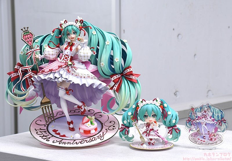 Vocaloid - Hatsune Miku - 1/7 - 15th Anniversary Ver. (Good Smile Company), Franchise: Vocaloid, Brand: Good Smile Company, Release Date: 25. Dec 2023, Type: General, Store Name: Nippon Figures.