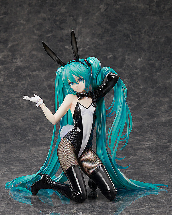 "Hatsune Miku Bunny Ver. 1/4 Scale Figure by FREEing - Vocaloid, Release Date: 31. Jul 2024, Scale: 1/4, Store Name: Nippon Figures"