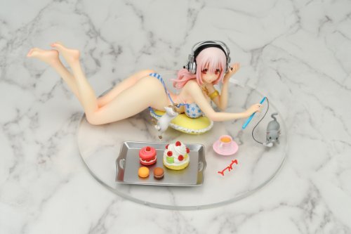 Nitro Super Sonic - Sonico - Sweets & Bikini ver. (Arcadia), Release Date: 10. Jan 2014, Dimensions: L=200 mm (7.8 in) H=70 mm (2.73 in), Nippon Figures