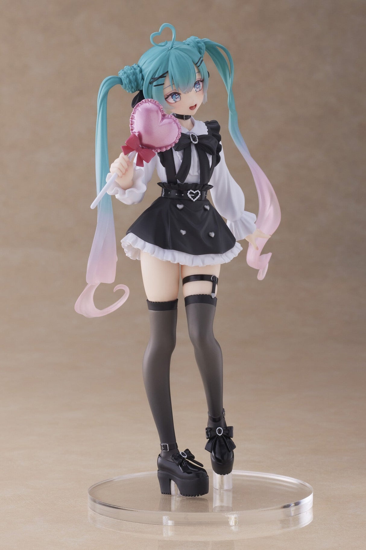 Hatsune Miku Fashion Figure - Subculture (Taito), Vocaloid franchise, Release Date: 31. Aug 2023, Dimensions: H=180mm (7.02in), Nippon Figures