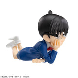 Detective Conan - Edogawa Conan - Premium Chokonose Figure (SEGA), featuring Conan in a cute, reclining pose with his chin resting on his hands, part of SEGA's Premium Chokonose lineup, dimensions approx. 4×6cm, release date 10.June 2024, available at Nippon Figures.