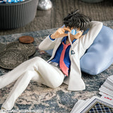 Detective Conan - Kaito Kid - Premium Chokonose Figure (SEGA), featuring Kaito Kid in a relaxed pose on a cushion, part of SEGA's Premium Chokonose lineup, dimensions approx. 8×7cm, release date 17.June 2024, available at Nippon Figures.