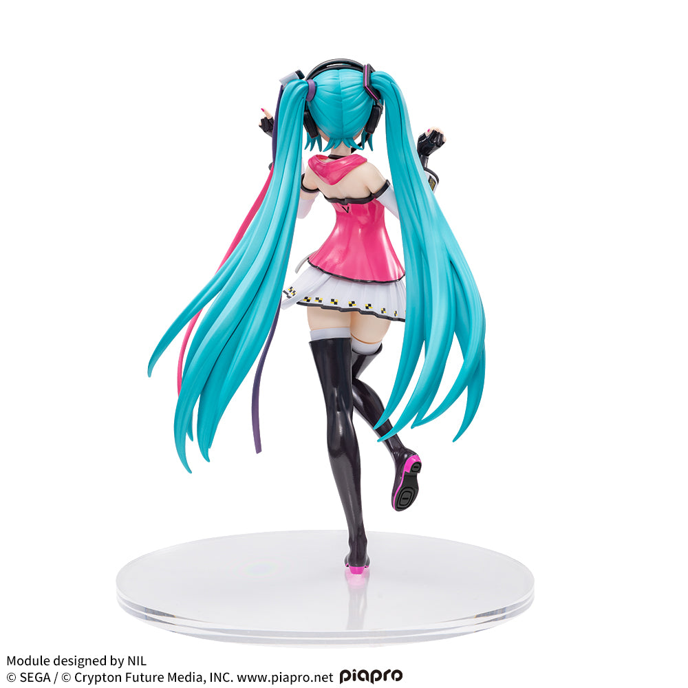 "Project DIVA MEGA 39's - Hatsune Miku - Luminasta (SEGA), featuring the highly popular 'Star Voice' module designed by NIL with separate eye parts for a doll-like appearance, part of SEGA's Luminasta lineup, dimensions approx. 12×18cm, release date 21.June 2024, available at Nippon Figures"