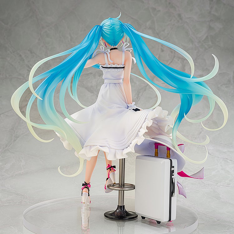 Hatsune Miku GT Project - Hatsune Miku - 1/7 - Racing Miku 2021: Vacation Style Ver. (Wonderful Works)