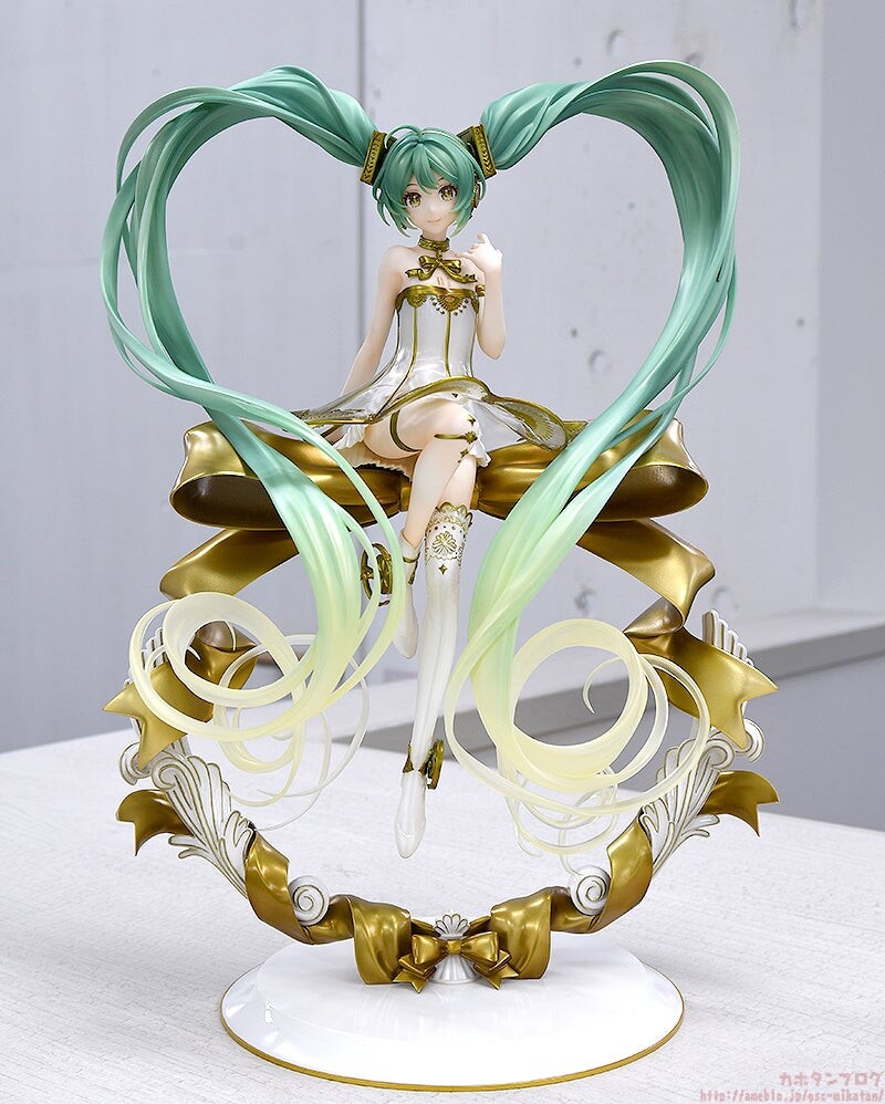 Vocaloid - Hatsune Miku - 1/1 - Symphony 2022 Ver. (Good Smile Company), Franchise: Vocaloid, Brand: Good Smile Company, Release Date: 31. Jul 2024, Type: General, Dimensions: H=310mm (12.09in, 1:1=0.31m), Scale: 1/1, Nippon Figures