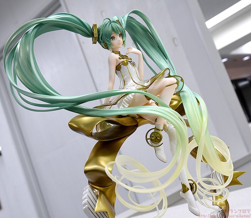 Vocaloid - Hatsune Miku - 1/1 - Symphony 2022 Ver. (Good Smile Company), Franchise: Vocaloid, Brand: Good Smile Company, Release Date: 31. Jul 2024, Type: General, Dimensions: H=310mm (12.09in, 1:1=0.31m), Scale: 1/1, Nippon Figures
