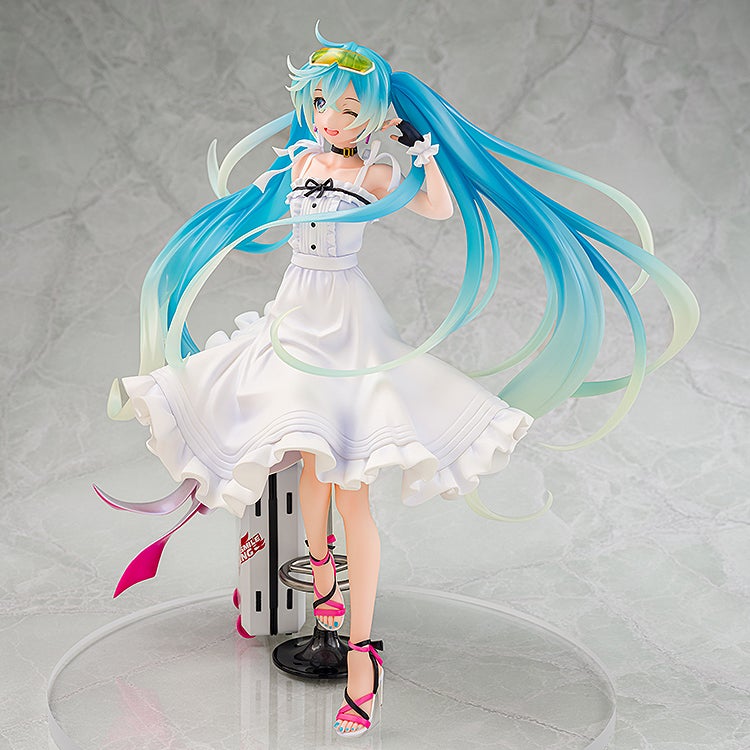 Hatsune Miku GT Project - Hatsune Miku - 1/7 - Racing Miku 2021: Vacation Style Ver. (Wonderful Works)